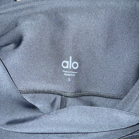 ALO Yoga High-Waist Airlift Leggings - Picture 5 of 5